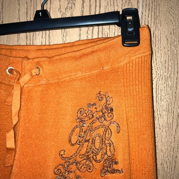 Apple Bottoms ~ Orange Embroidered Pants ~ Orange ~ Stretch ~ L - Picture 12 of 16